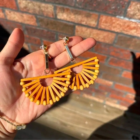 Free people Half Windmill Bamboo Earrings - Picture 10 of 10